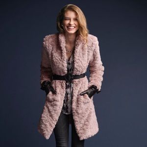 Contessa Coat, Cabi #3662